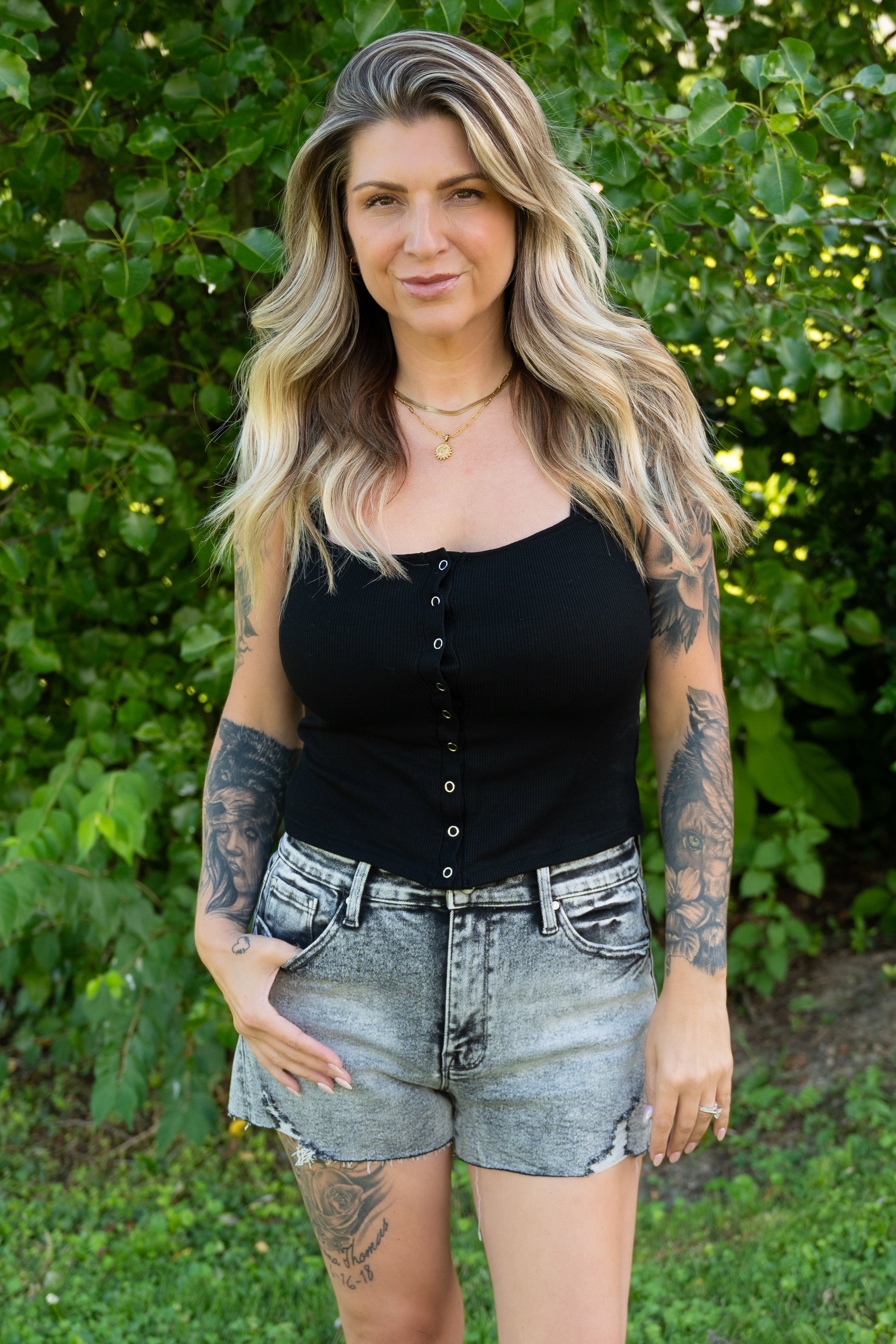 Black Ribbed Snap Front Tank